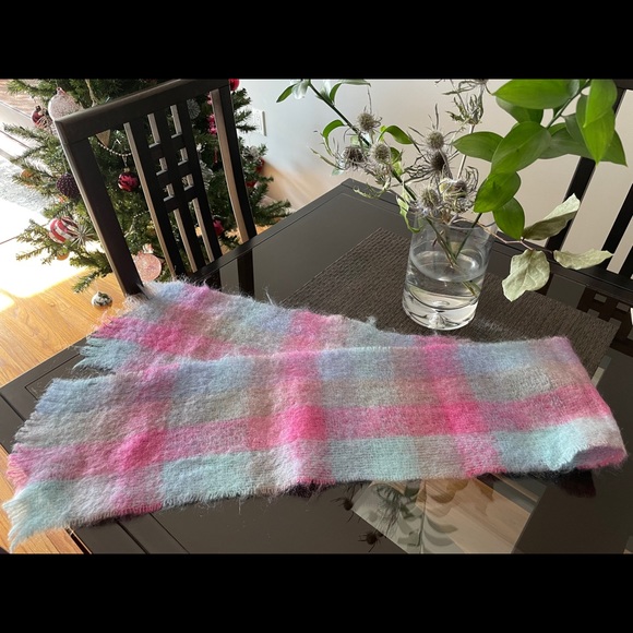 Foxford mohair scarf - Picture 3 of 3